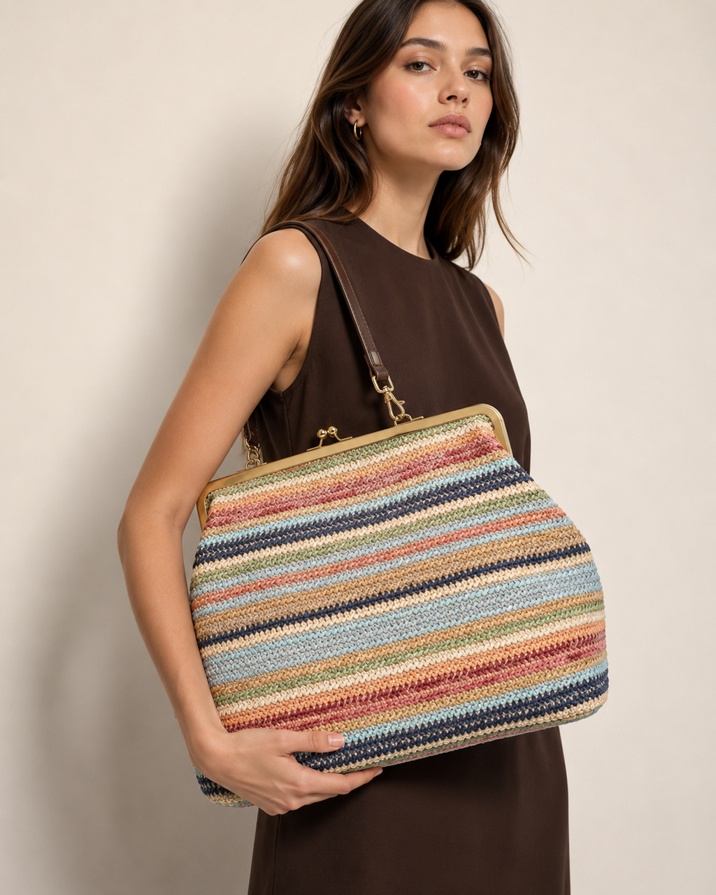 Large Straw Clutch